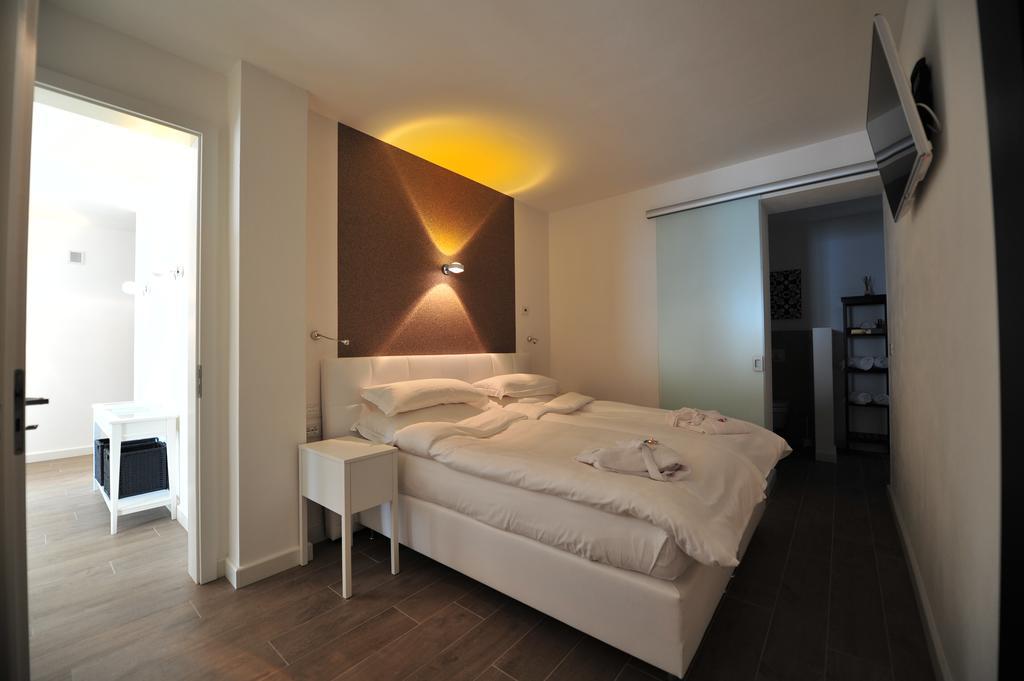Zeno Suites San Zeno di Montagna Chambre photo